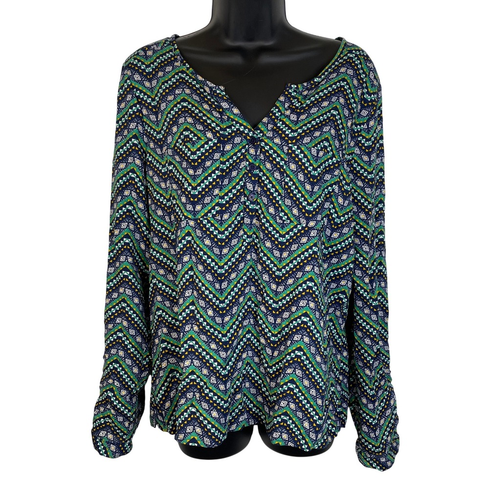 NWT Red Camel Women's Large Blue Green Geometric Chevron Rayon Roll Tab Blouse